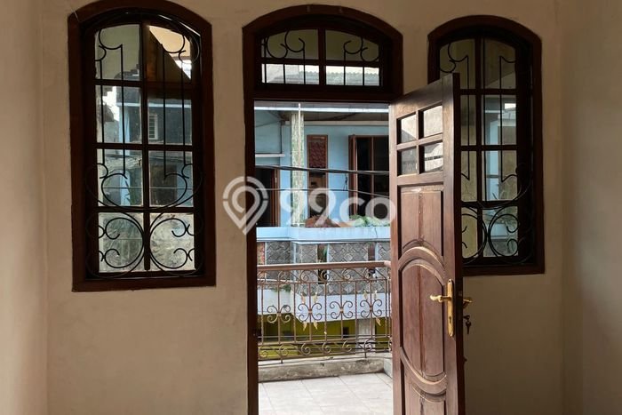 Hunian Cantik Minimalis Lb 160m2 di Cibodas, Tangerang Hunian Cantik Minimalis Lb 160m2 di Cibodas, Tangerang