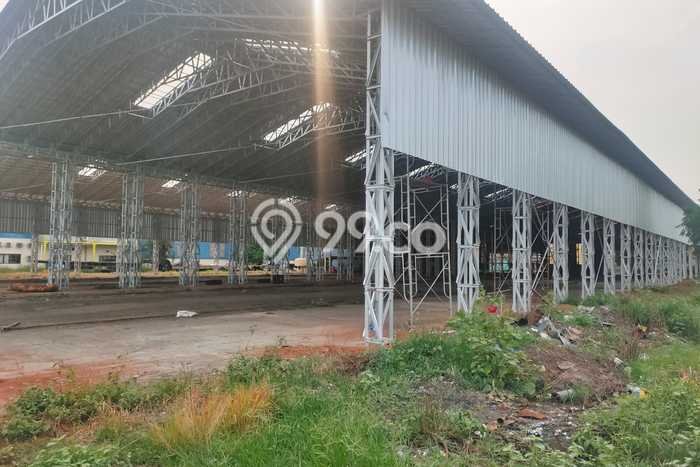 LOKASI BISNIS! Gudang Disewakan di Cakung, Luas 2000m², Jalan Utama LOKASI BISNIS! Gudang Disewakan di Cakung, Luas 2000m², Jalan Utama