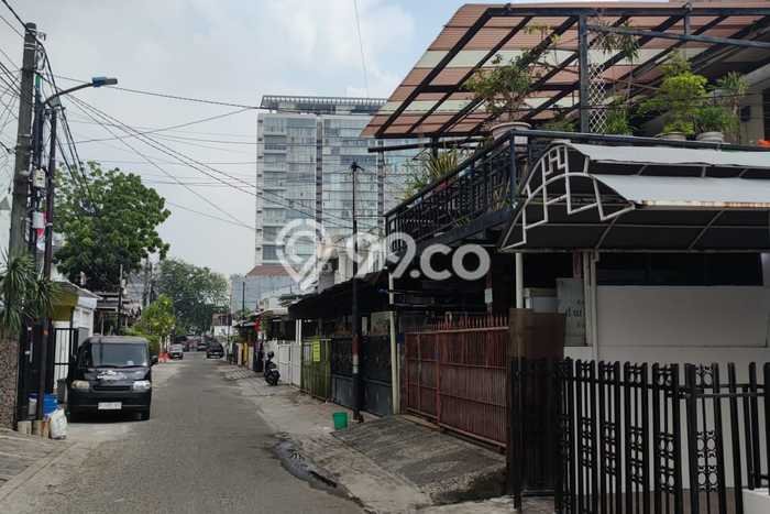 Rumah Strategis Modern Lb 100m2 di Kelapa Gading, Jakarta Utara Rumah Strategis Modern Lb 100m2 di Kelapa Gading, Jakarta Utara