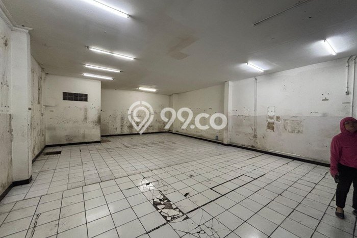 Ruko Kawasan Komersial Kawasan Caringin, Luas 72m², For Rent, Ready Pakai Ruko Kawasan Komersial Kawasan Caringin, Luas 72m², For Rent, Ready Pakai