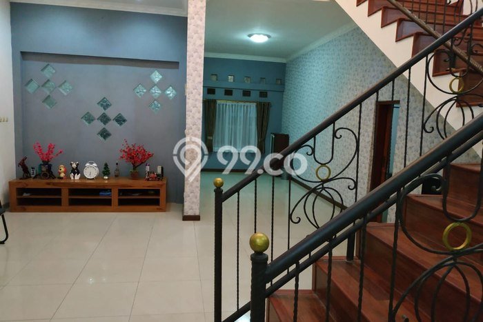 HARGA SPESIAL! Rumah di , Akses ke Fasilitas, 5 KM, Luas 232m2m² LB 285m2m² HARGA SPESIAL! Rumah di , Akses ke Fasilitas, 5 KM, Luas 232m2m² LB 285m2m²