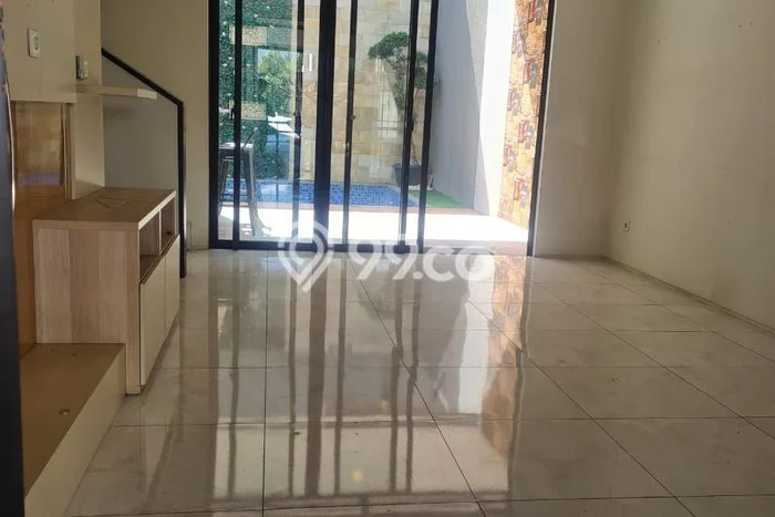 Rumah Elit LB 180m2 Siap Huni Desain Elegan di Kota Baru Parahyangan, Bandung Rumah Elit LB 180m2 Siap Huni Desain Elegan di Kota Baru Parahyangan, Bandung
