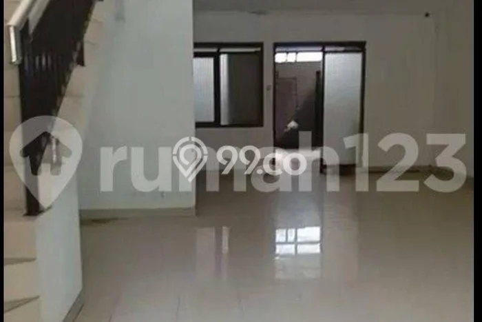 Disewakan Ruko di Kawasan Ramai Mekar Wangi Luas 200m2 Disewakan Ruko di Kawasan Ramai Mekar Wangi Luas 200m2
