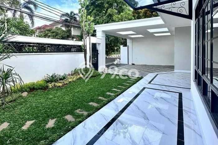 Rumah Eksklusif Siap Huni LT 515m2 di Cilandak, Jakarta Selatan Rumah Eksklusif Siap Huni LT 515m2 di Cilandak, Jakarta Selatan
