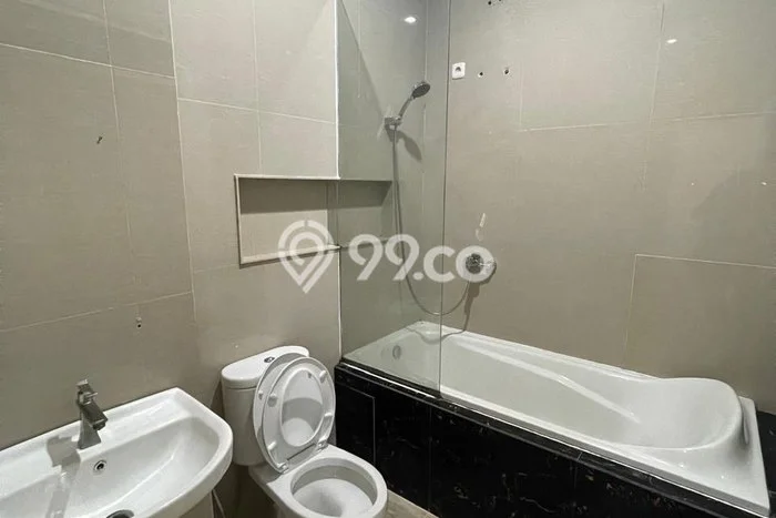 Jual Rumah Strategis Bagus Punya 4 KT di Tambaksari Surabaya - Jual Rumah Strategis Bagus Punya 4 KT di Tambaksari Surabaya -