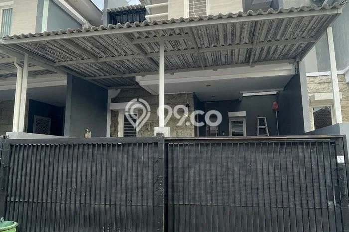 Jual Rumah Strategis Bagus Punya 4 KT di Tambaksari Surabaya - Jual Rumah Strategis Bagus Punya 4 KT di Tambaksari Surabaya -