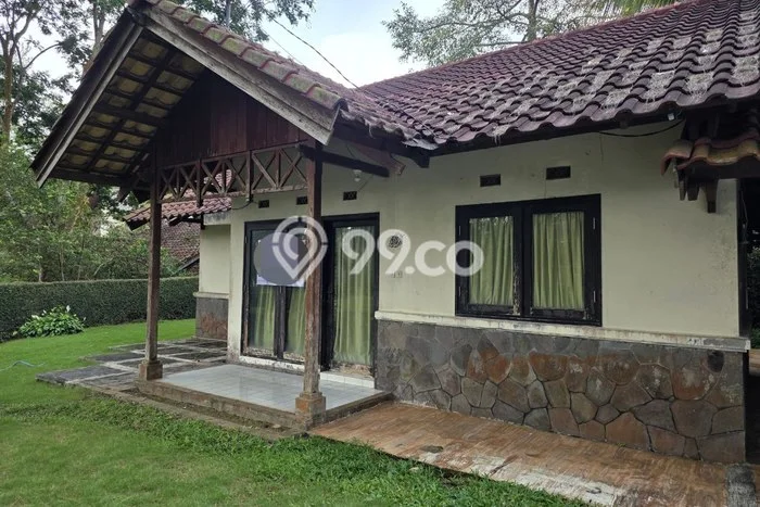 Vila Nyaman Kawasan Trawas, Ukuran 349m2m², Akses ke beragam fasilitas Vila Nyaman Kawasan Trawas, Ukuran 349m2m², Akses ke beragam fasilitas