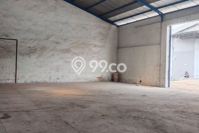 FOR RENT! Gudang di Sukomanunggal Cocok untuk Bisnis 300m2 FOR RENT! Gudang di Sukomanunggal Cocok untuk Bisnis 300m2