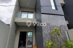 Dijual Rumah Premium dengan Fasilitas Sekitar Komplit di Kebon Jeruk, Jakarta Barat Dijual Rumah Premium dengan Fasilitas Sekitar Komplit di Kebon Jeruk, Jakarta Barat