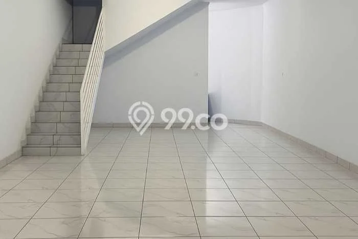 Ruko Disewa di Tangerang dengan LB 160m2 Area Komersial Ramai Ruko Disewa di Tangerang dengan LB 160m2 Area Komersial Ramai