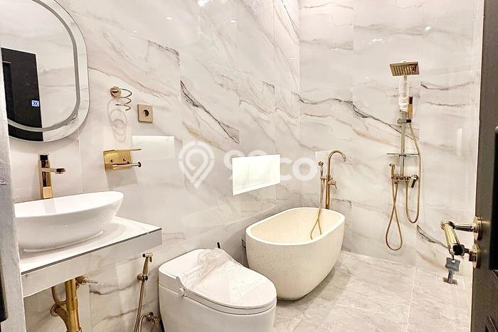 Rumah Luxury Modern Siap Huni di Pulomas Jakarta Timur Rumah Luxury Modern Siap Huni di Pulomas Jakarta Timur