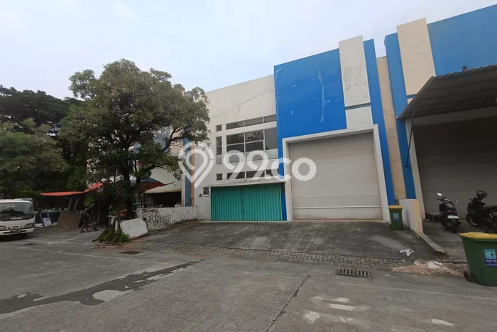 Unit Gudang disewakan di Pulo Gadung Jakarta Timur dengan LT 420m2 / LB 612m2 Unit Gudang disewakan di Pulo Gadung Jakarta Timur dengan LT 420m2 / LB 612m2
