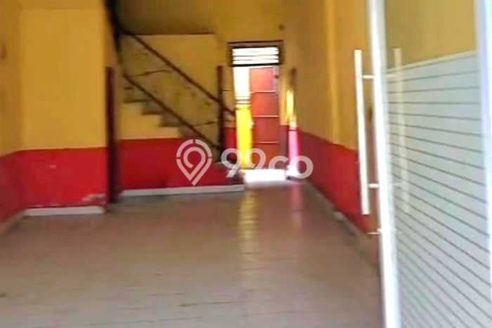 Ruko Siap Pakai Kawasan Medan Barat, Luas 200m², Kawasan Komersial Ruko Siap Pakai Kawasan Medan Barat, Luas 200m², Kawasan Komersial