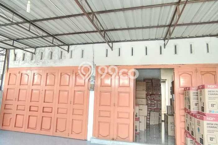 Ruko Dijual Lokasi Emas di Medan Petisah Luas 240m2 Ruko Dijual Lokasi Emas di Medan Petisah Luas 240m2