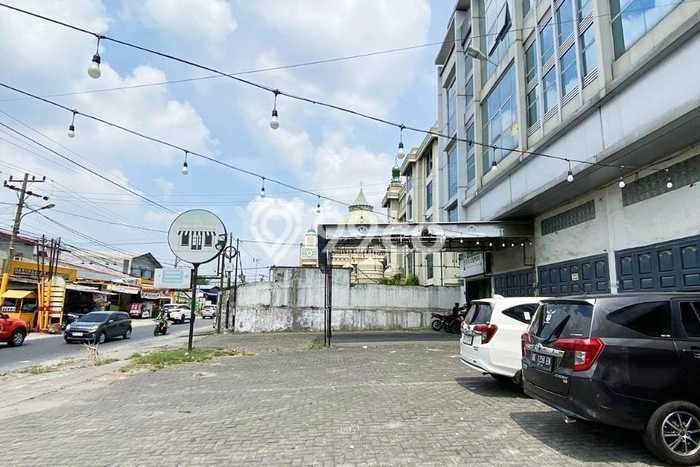 Ruko Usaha Dijual di Medan Petisah Medan LT 184m2 & LB 252m2 Ruko Usaha Dijual di Medan Petisah Medan LT 184m2 & LB 252m2