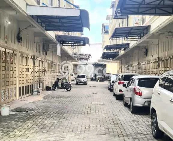 Rumah Strategis di Medan Maimun, 2 KT, Lingkungan Tenang, Luas 48m² LB 107m² Rumah Strategis di Medan Maimun, 2 KT, Lingkungan Tenang, Luas 48m² LB 107m²
