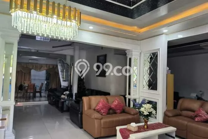PROPERTI PILIHAN! Rumah Nyaman area Medan Sunggal, LT 300m² LB 518m² PROPERTI PILIHAN! Rumah Nyaman area Medan Sunggal, LT 300m² LB 518m²