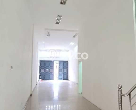 Area Ramai! Ruko Dijual di Medan Timur untuk Bisnis Luas Bangunan 294m2 Area Ramai! Ruko Dijual di Medan Timur untuk Bisnis Luas Bangunan 294m2