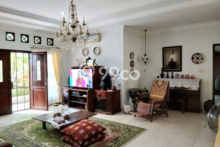 Siap Huni Rumah Mewah 6 Kamar di Medan Baru Dekat ke Mana Saja Siap Huni Rumah Mewah 6 Kamar di Medan Baru Dekat ke Mana Saja