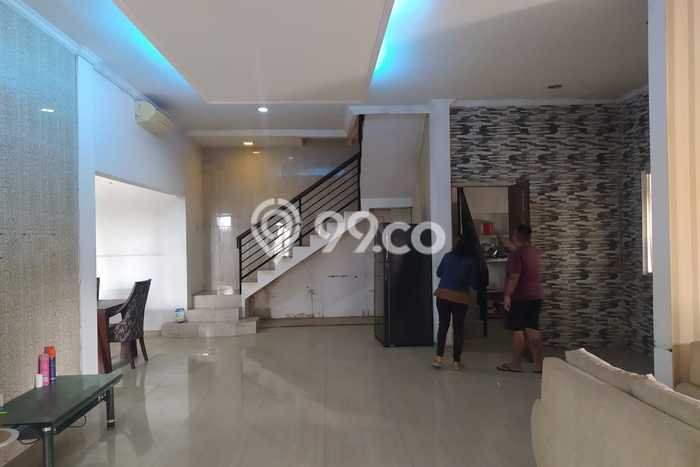 Rumah Minimalis 5 Kamar LT 194m2 di Cibubur Rumah Minimalis 5 Kamar LT 194m2 di Cibubur