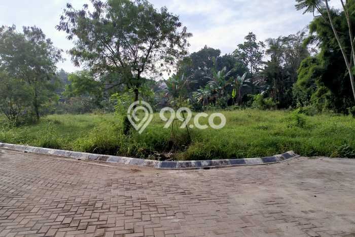 Tanah Strategis Dijual di Sawangan Depok 624m2 Tanah Strategis Dijual di Sawangan Depok 624m2