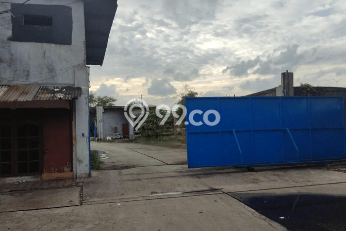 AREA TERSIBUK! Gudang di , Luas 9215m2m², Nilai Tinggi AREA TERSIBUK! Gudang di , Luas 9215m2m², Nilai Tinggi