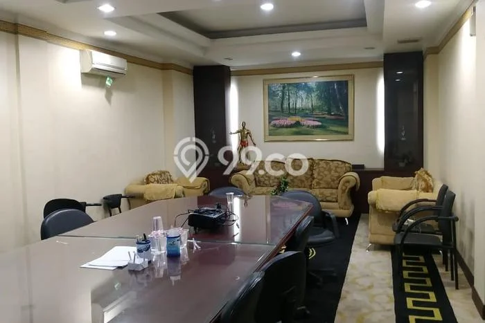 Disewakan Ruko di Kawasan Ramai Grogol Luas 800m2 Disewakan Ruko di Kawasan Ramai Grogol Luas 800m2