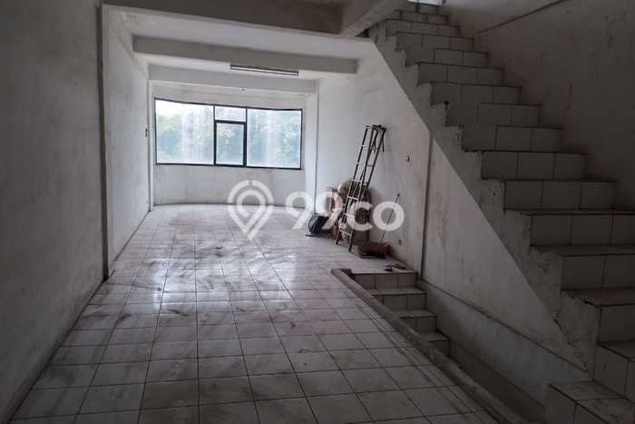 Unit Ruko Dijual di Jakarta Barat LT 60m2 & LB 170m2 Unit Ruko Dijual di Jakarta Barat LT 60m2 & LB 170m2
