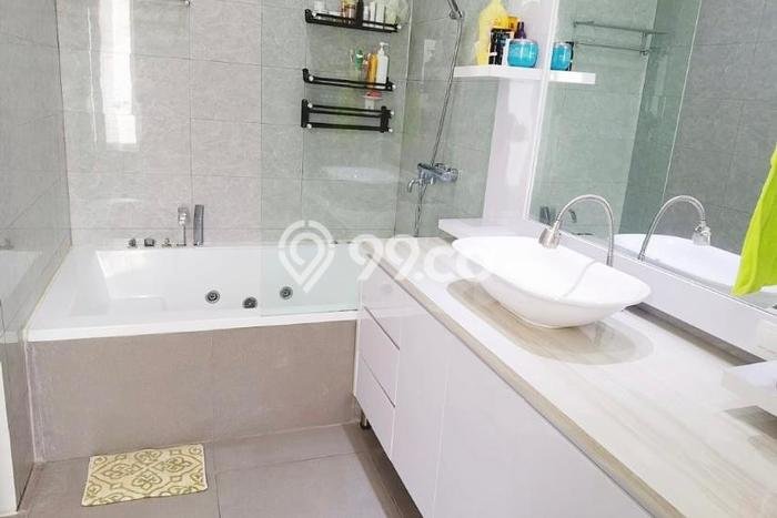 Dijual Rumah Luas Megah Dengan View Eksklusif di Gading Serpong, Tangerang Dijual Rumah Luas Megah Dengan View Eksklusif di Gading Serpong, Tangerang