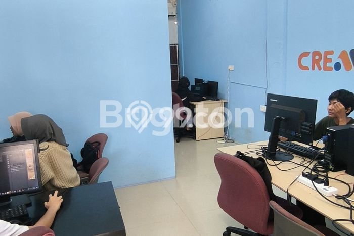 Jual Ruko Area Komersial di , Luas 112m2m², Jalan Utama Jual Ruko Area Komersial di , Luas 112m2m², Jalan Utama