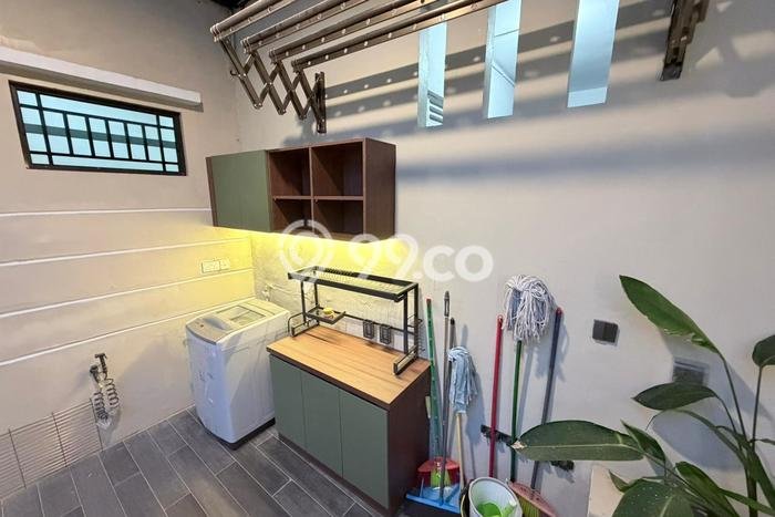 Rumah Mewah LB 120m2 Siap Pakai Desain Elegan di Batam Centre, Batam Rumah Mewah LB 120m2 Siap Pakai Desain Elegan di Batam Centre, Batam
