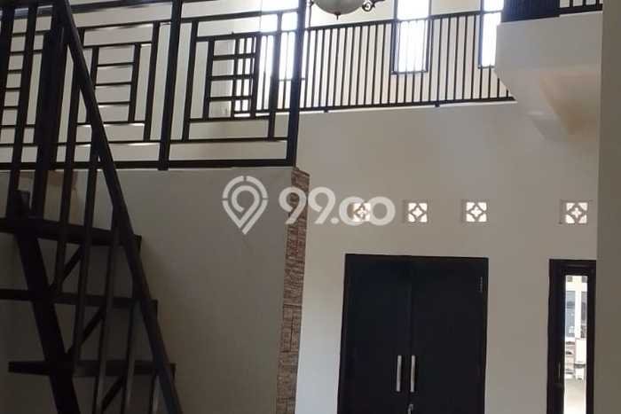 Jual Rumah Bagus Siap Huni LB 170m2 di Ciputat, Tangerang Selatan Jual Rumah Bagus Siap Huni LB 170m2 di Ciputat, Tangerang Selatan