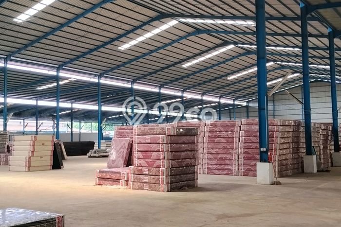 Unit Gudang Dijual di Sagulung Batam Luas Tanah 10000m2, Luas Bangunan 6200m2 Unit Gudang Dijual di Sagulung Batam Luas Tanah 10000m2, Luas Bangunan 6200m2
