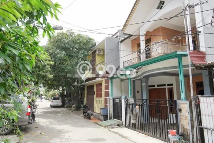 Rumah Minimalis 3 KT di Duta Harapan Bekasi Semi Furnished Rumah Minimalis 3 KT di Duta Harapan Bekasi Semi Furnished