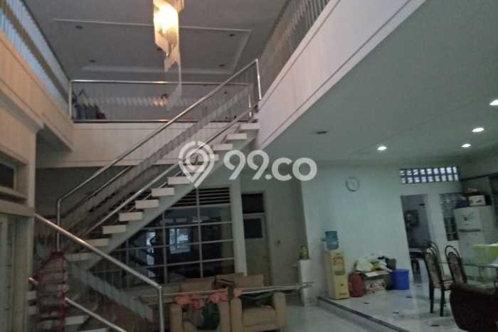 Rumah Cantik Siap Huni Di Semarang Tengah Luas 273m2 Aman Rumah Cantik Siap Huni Di Semarang Tengah Luas 273m2 Aman
