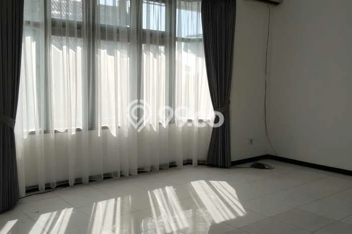 Hot Offer Hunian Premium Ideal dan Luas di Gajah Mungkur, Semarang Hot Offer Hunian Premium Ideal dan Luas di Gajah Mungkur, Semarang