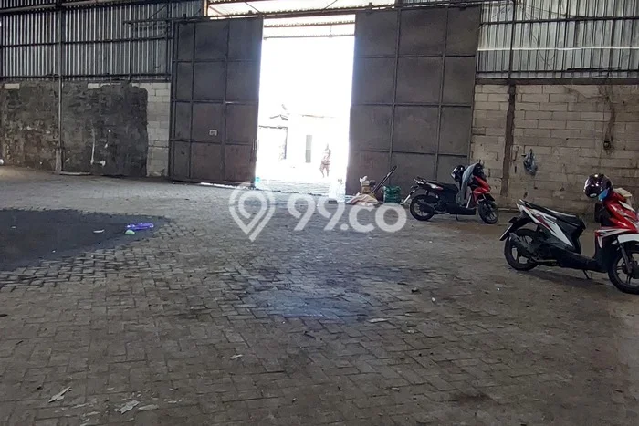 Gudang Komersial Disewakan di Genuk Semarang Luas 1500m2 Gudang Komersial Disewakan di Genuk Semarang Luas 1500m2