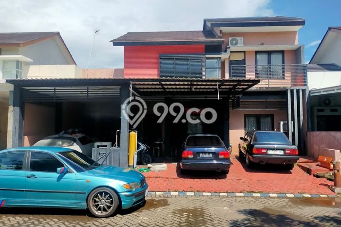 Hunian Nyaman untuk Keluarga di Gedangan - LT 240m2m² Hunian Nyaman untuk Keluarga di Gedangan - LT 240m2m²