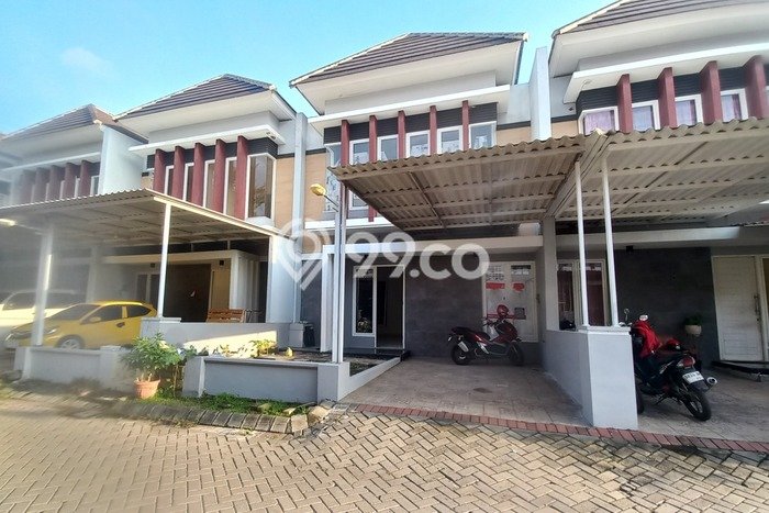 Dijual Cepat Rumah Bagus Siap Huni LB 130m2 di Rungkut, Surabaya Dijual Cepat Rumah Bagus Siap Huni LB 130m2 di Rungkut, Surabaya