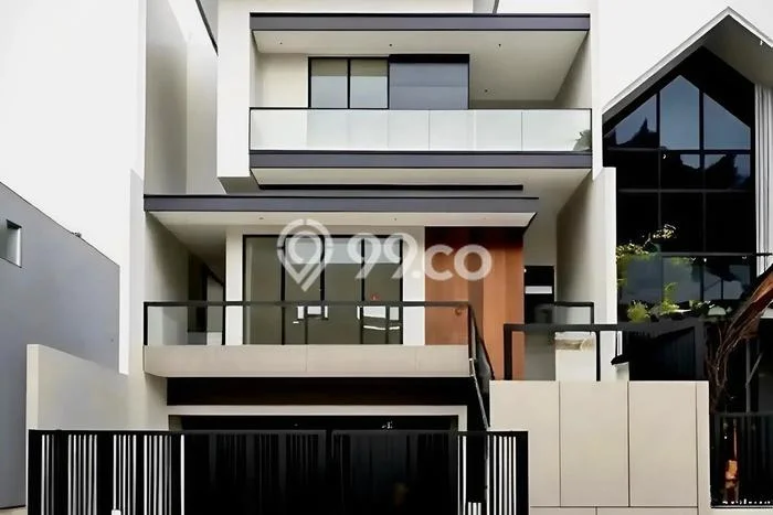 Hunian Elit LB 430m2 Siap Huni Desain Elegan di Intercon, Jakarta Barat Hunian Elit LB 430m2 Siap Huni Desain Elegan di Intercon, Jakarta Barat