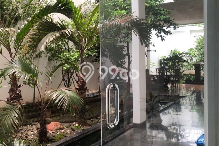 Jual Rumah Mewah Megah Dengan View Cantik di Intercon, Jakarta Barat Jual Rumah Mewah Megah Dengan View Cantik di Intercon, Jakarta Barat