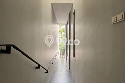 Siap Huni Rumah Mewah 3 Kamar di Cilandak Dekat ke Mana Saja Siap Huni Rumah Mewah 3 Kamar di Cilandak Dekat ke Mana Saja