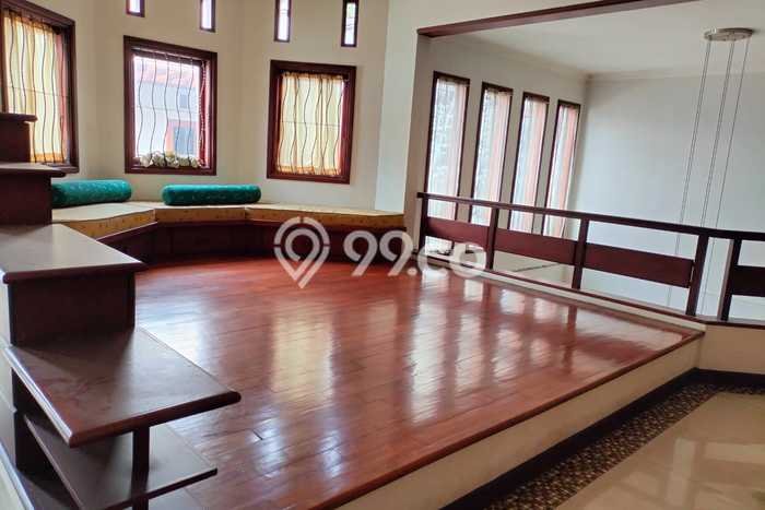 For Sale! Luxury House LT 331m2 Desain Elegan di Setiabudi For Sale! Luxury House LT 331m2 Desain Elegan di Setiabudi