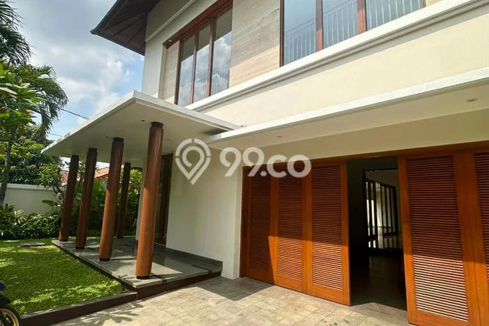 PRIME LOCATION! Rumah di , 4 KM, Lingkungan Strategis, Luas 500m2m² Bangunan 600m2m² PRIME LOCATION! Rumah di , 4 KM, Lingkungan Strategis, Luas 500m2m² Bangunan 600m2m²