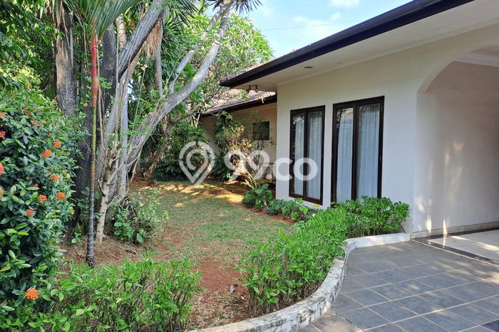 Rumah kawasan , 4 KT, Lingkungan Premium, LT 700m2m² LB 350m2m² Rumah kawasan , 4 KT, Lingkungan Premium, LT 700m2m² LB 350m2m²