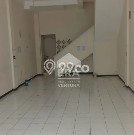 AREA TERSIBUK! Ruko di , Luas 140m2m², Nilai Prospektif AREA TERSIBUK! Ruko di , Luas 140m2m², Nilai Prospektif
