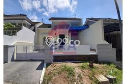 Rumah di , Malang, LT 123m2m² LB 100m2m² - SEGERA MILIKI! Rumah di , Malang, LT 123m2m² LB 100m2m² - SEGERA MILIKI!