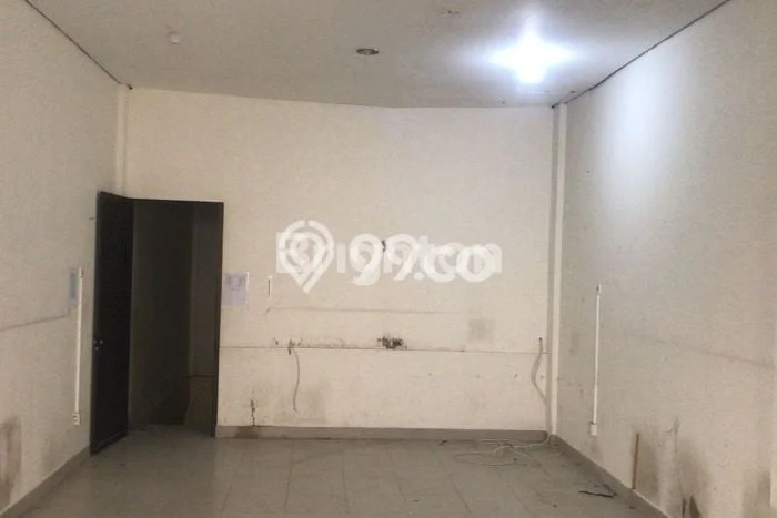 LOKASI STRATEGIS! Ruko For Rent di , Luas 112m2m², Pusat Usaha LOKASI STRATEGIS! Ruko For Rent di , Luas 112m2m², Pusat Usaha
