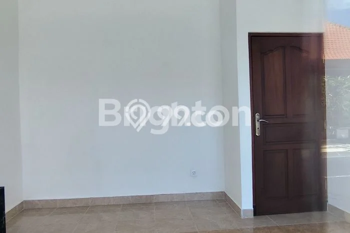 Ruko For Rent di , Luas 12m2m², Area Komersial, Akses Strategis Ruko For Rent di , Luas 12m2m², Area Komersial, Akses Strategis