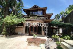 Tersedia Vila di , Ukuran 974m2m², Akses mudah transportasi Tersedia Vila di , Ukuran 974m2m², Akses mudah transportasi